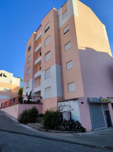 Estabelecimento comercial em Loures