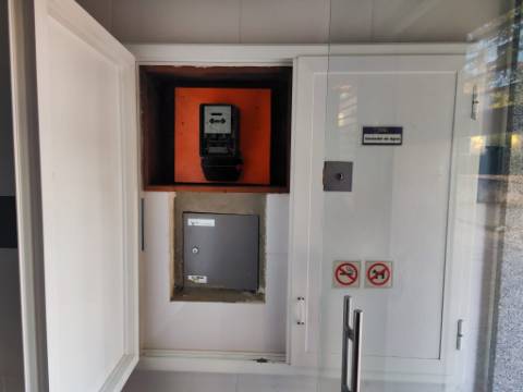 Estabelecimento comercial em Loures