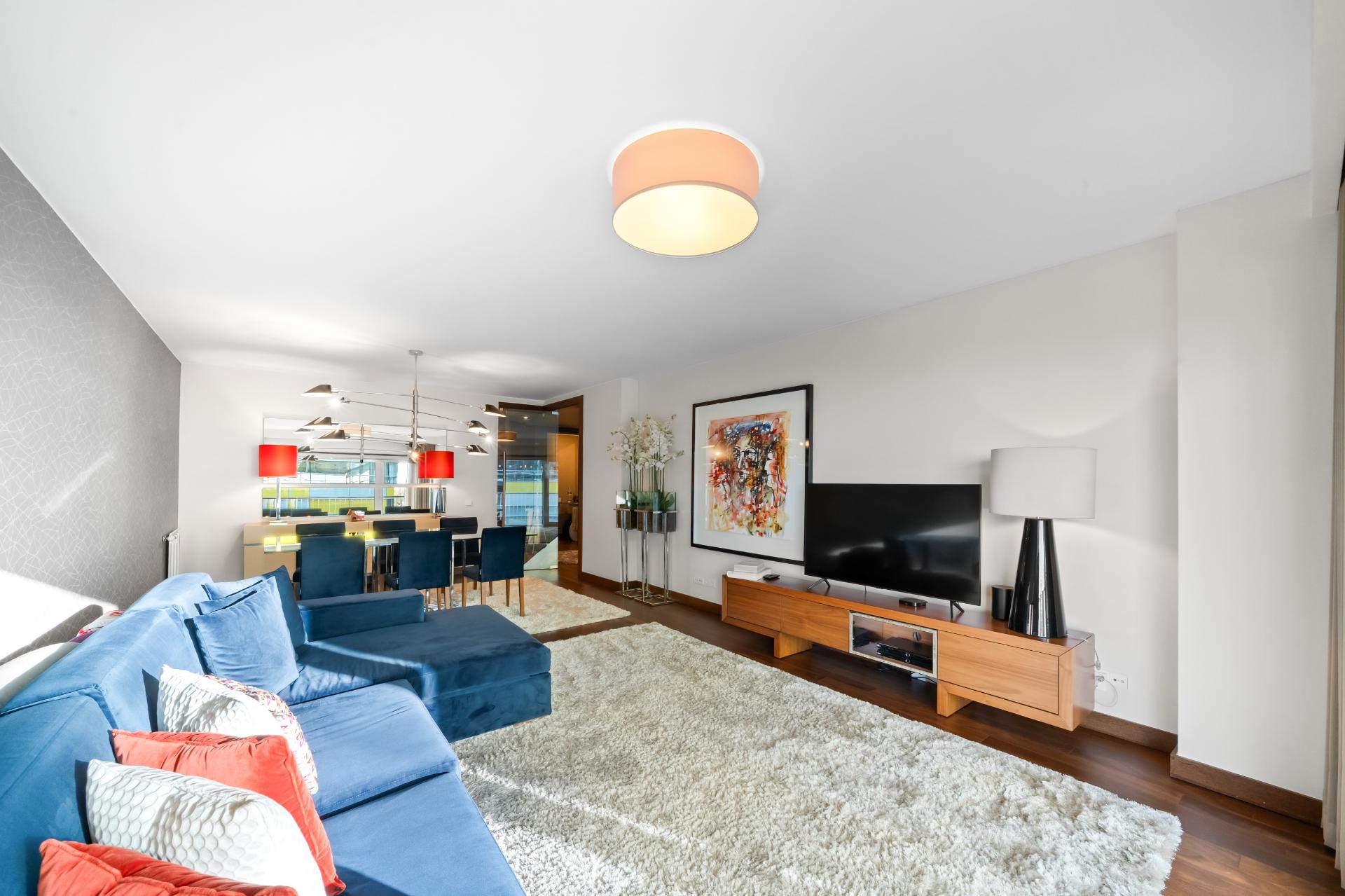 Apartamento T4 como novo, em condomínio de alto padrão