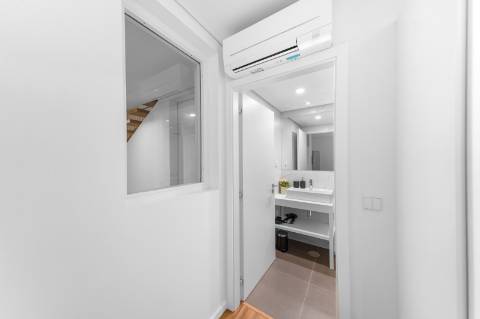 Excelente T1+1 junto a Ponte Dom Luis I na cidade do Porto com Rentabilidade Garantida