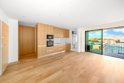 Apartamento T2 novo com varandas em Matosinhos Sul