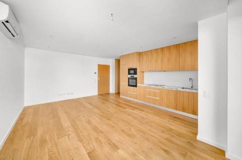 Apartamento T2 novo com varandas em Matosinhos Sul