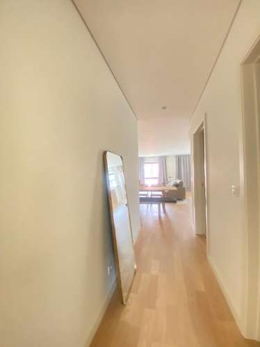 Apartamento T3 Moderno com Varanda e Garagem no Coração do Porto