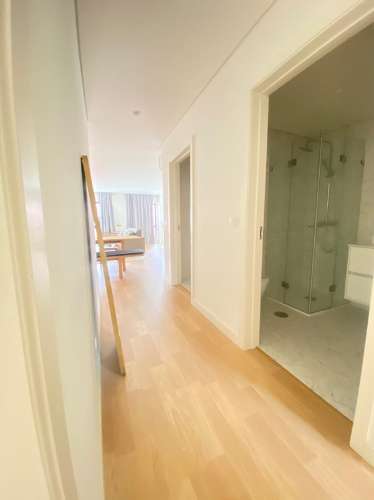 Apartamento T3 Moderno com Varanda e Garagem no Coração do Porto