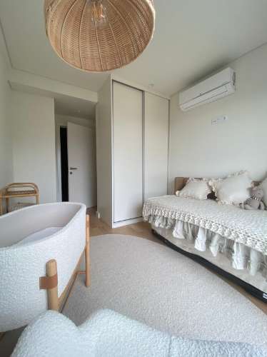 Apartamento T3 Moderno com Varanda e Garagem no Coração do Porto