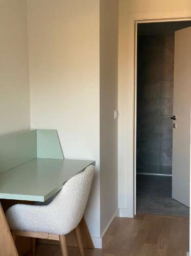 Apartamento T3 Moderno com Varanda e Garagem no Coração do Porto