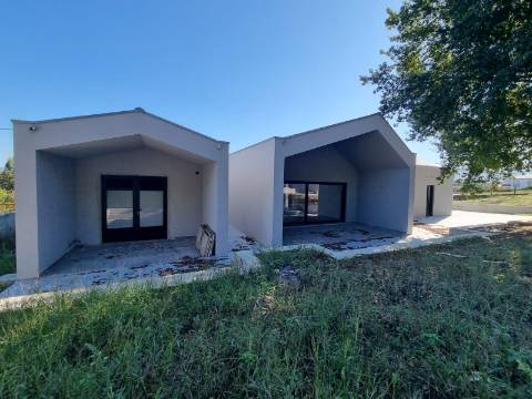 Moradia T3 de Luxo - Nova Construção, Chave na Mão!