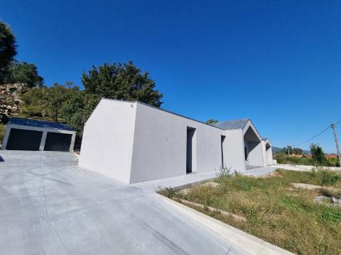 Moradia T3 de Luxo - Nova Construção, Chave na Mão!