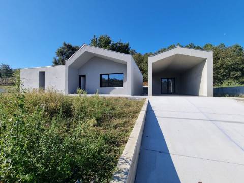 Moradia T3 de Luxo - Nova Construção, Chave na Mão!