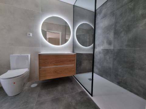 Moradia T3 de Luxo - Nova Construção, Chave na Mão!