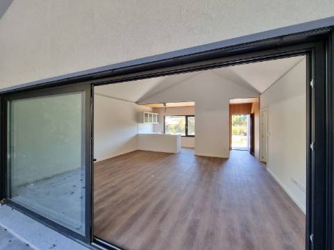 Moradia T3 de Luxo - Nova Construção, Chave na Mão!