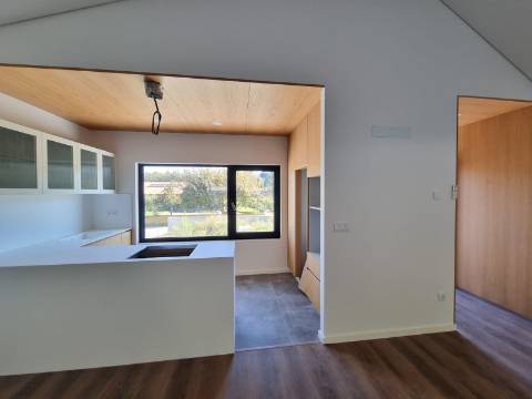 Moradia T3 de Luxo - Nova Construção, Chave na Mão!