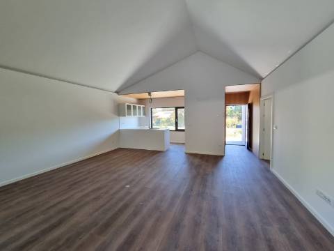 Moradia T3 de Luxo - Nova Construção, Chave na Mão!