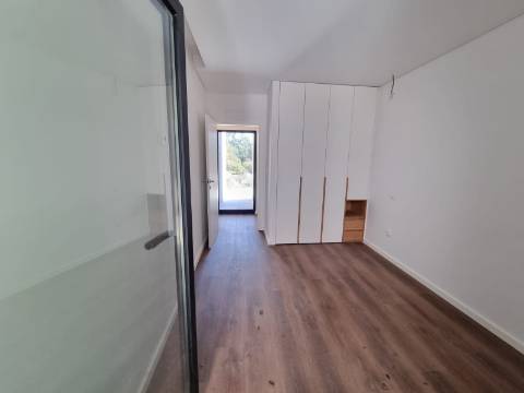 Moradia T3 de Luxo - Nova Construção, Chave na Mão!