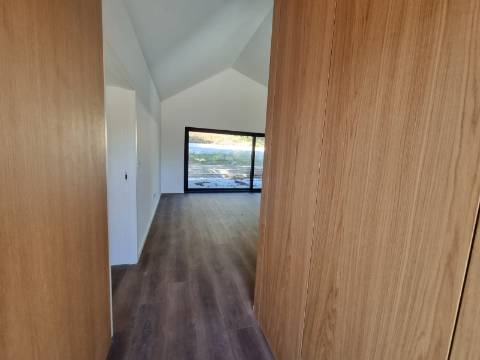 Moradia T3 de Luxo - Nova Construção, Chave na Mão!