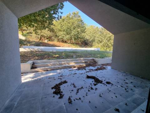 Moradia T3 de Luxo - Nova Construção, Chave na Mão!