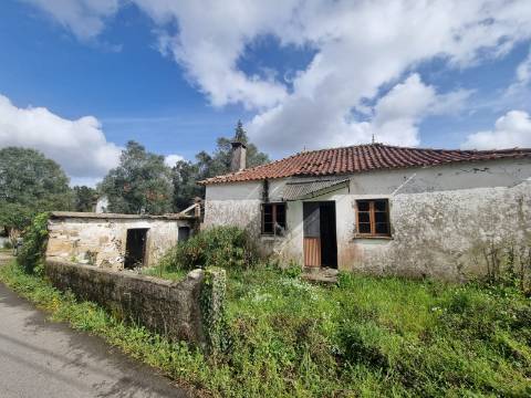 Moradia T2-3 com vistas para a Serra de Arga