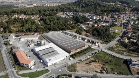 Armazém Empresarial em Anha, Viana do Castelo