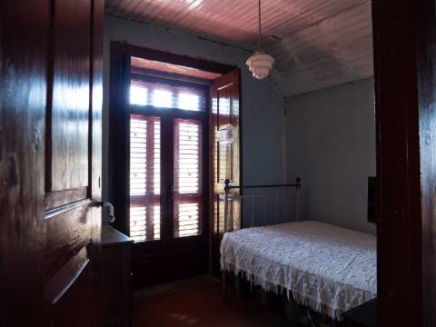 Oportunidade Única : Quinta com Potencial de Desenvolvimento e Vista para o Mar - 375.000€