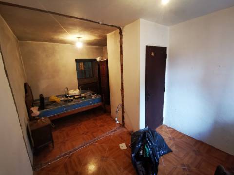 Moradia para Restauro em Ponte de Lima