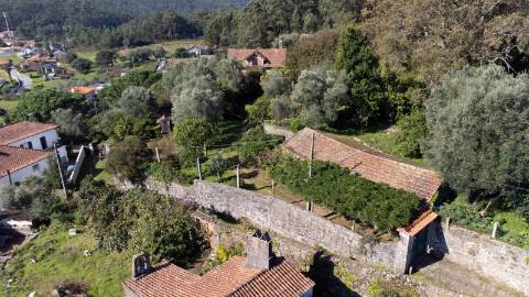 Quinta T6 com Projeto de Turismo Rural Aprovado em Portela Susã, Ponte de Lima
