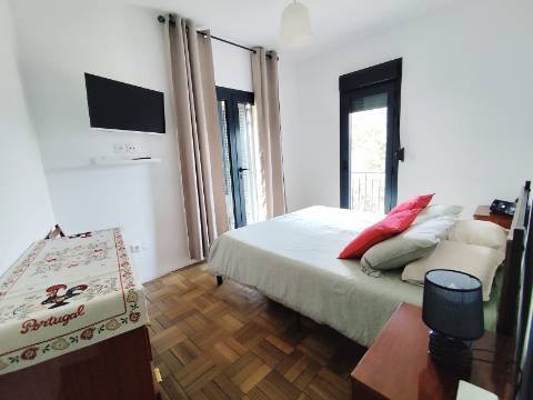 Moradia T4 no mercado