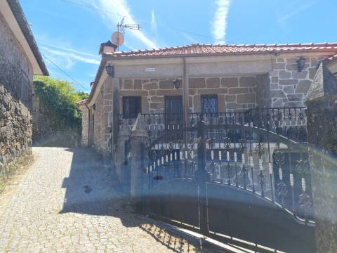 Moradia T3 em Sistelo, vistas fantásticas