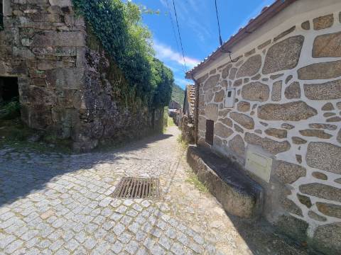 Moradia T3 em Sistelo, vistas fantásticas