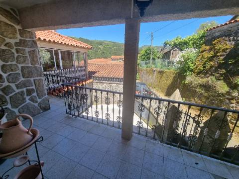 Moradia T3 em Sistelo, vistas fantásticas