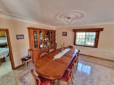 Moradia Espetacular T4 em Gondufe