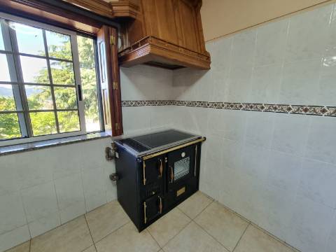 Moradia Espetacular T4 em Gondufe