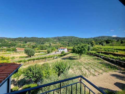 Moradia Espetacular T4 em Gondufe