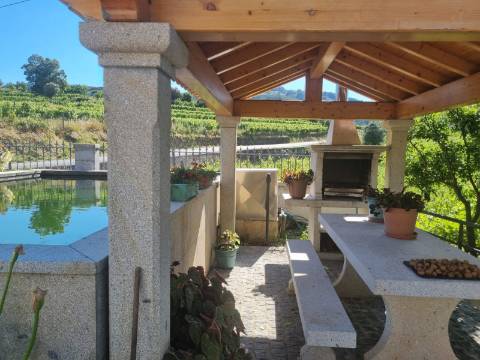 Moradia Espetacular T4 em Gondufe