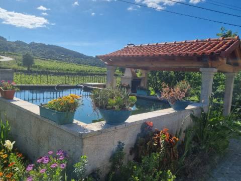 Moradia Espetacular T4 em Gondufe