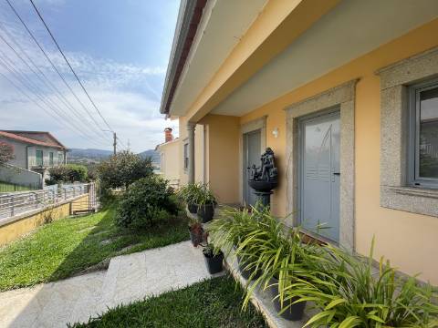 Moradia V4 em Arcozelo, Ponte de Lima