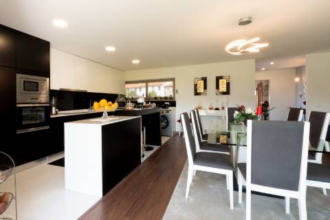 Moradia T3 de Luxo à Venda no Centro Histórico de Ponte de Lima - 750.000€