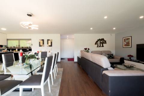 Moradia T3 de Luxo à Venda no Centro Histórico de Ponte de Lima - 750.000€