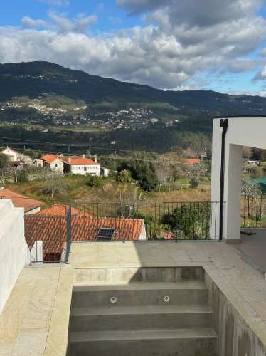 Moradia T3 Moderna na Ribeira em Ponte de Lima