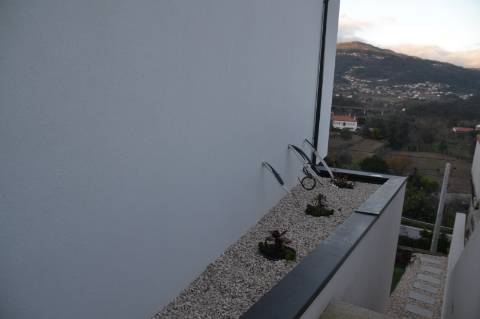 Moradia T3 Moderna na Ribeira em Ponte de Lima