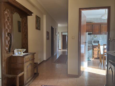 Apartamento T3 - O Seu Novo Lar Espera por Si