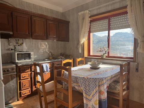 Apartamento T3 - O Seu Novo Lar Espera por Si