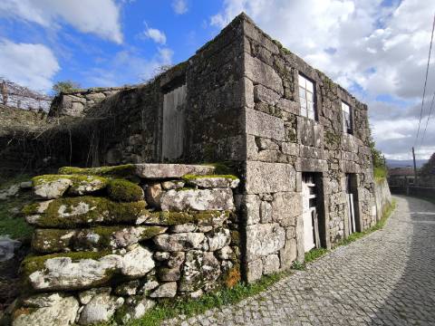 Ruína para Restauro