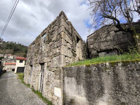 Ruína para Restauro