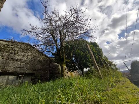 Ruína para Restauro