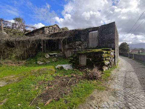 Ruína para Restauro