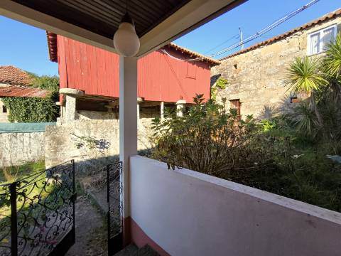 Moradia T5 em S.Jorge