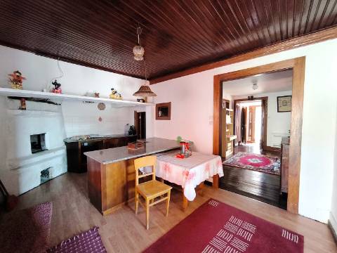 Moradia T5 em S.Jorge