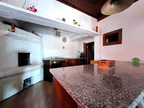 Moradia T5 em S.Jorge