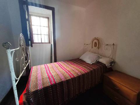 Moradia T5 em S.Jorge