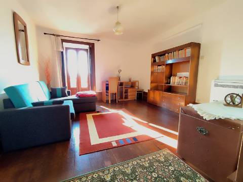 Moradia T5 em S.Jorge